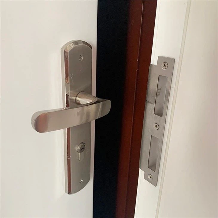 Título: Las puertas-de WPC de alta calidad procedentes de China causan sensac...